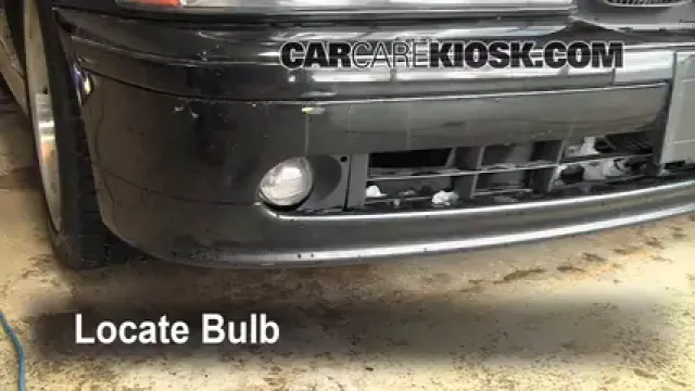 2002 BMW 530i 3.0L 6 Cyl. Éclairage Feu antibrouillard (remplacer l'ampoule)